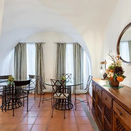 Apartment Unique Experience - Charles Bridge *