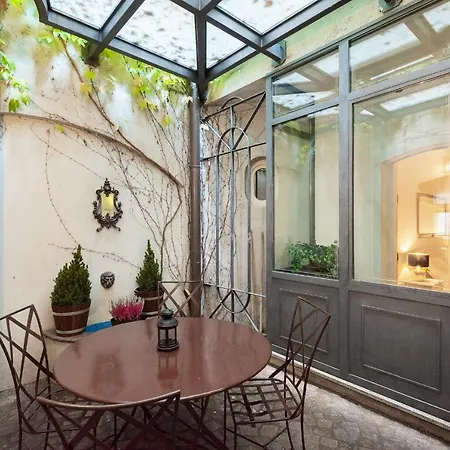 Apartment Unique Experience - Charles Bridge